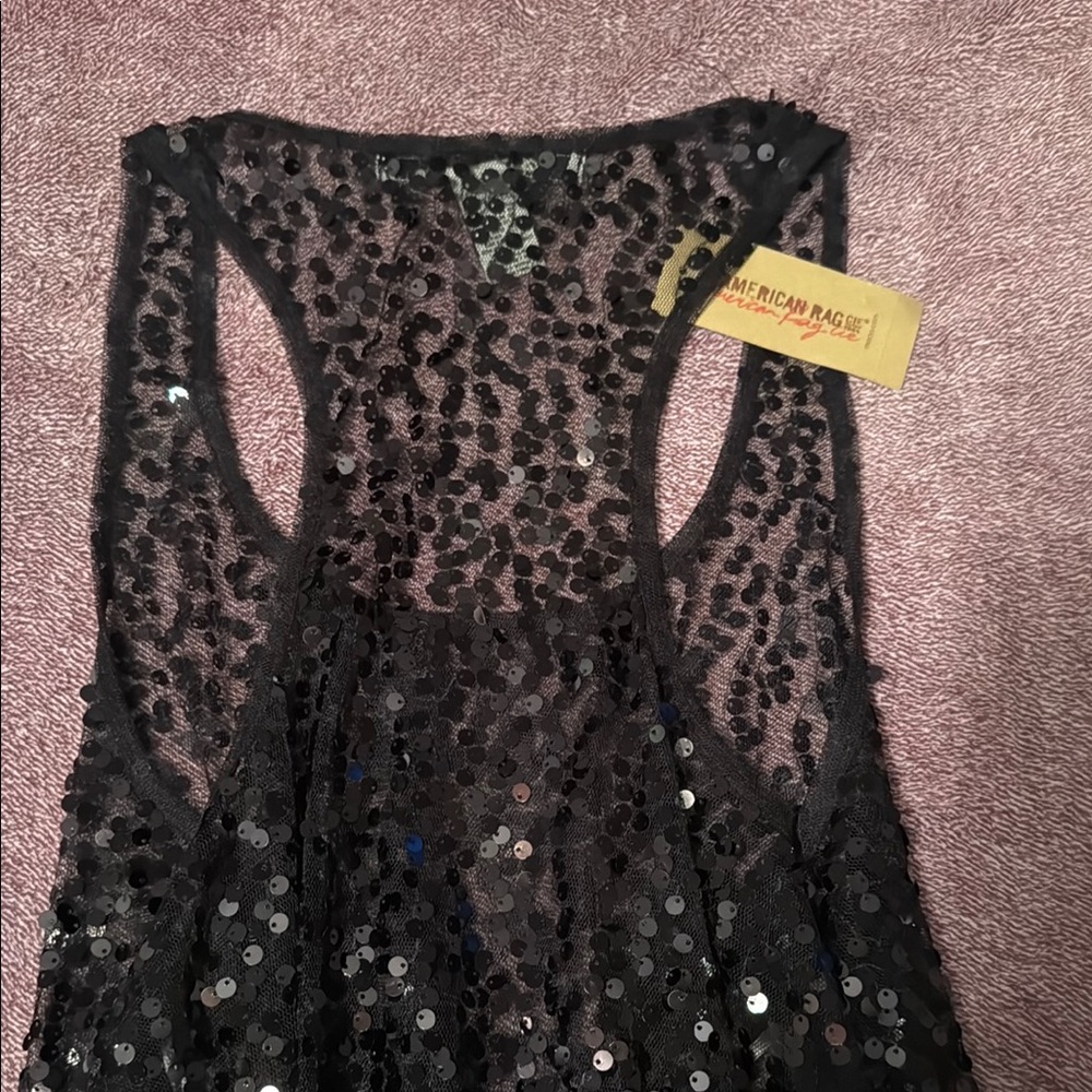 Black Sequin Sleeveless Top - Picture 3 of 3